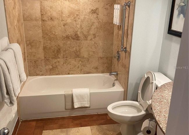 4246 - 5500 Gulf Blvd, Condo with 2 bedrooms, 2 bathrooms and null parking in ST PETE BEACH FL | Image 13