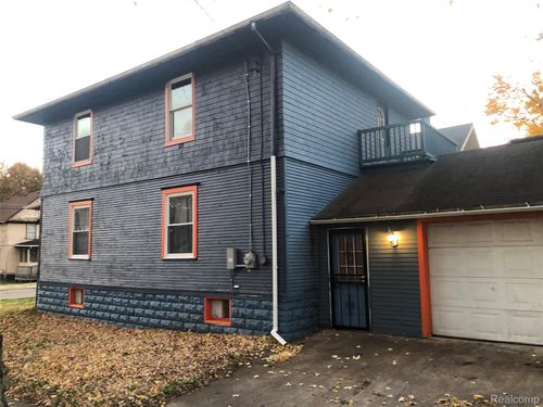 600 W Biddle St, Jackson, MI, 49203-1744 | Card Image