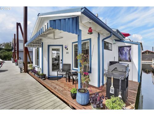 d-4-19609 Ne Marine Dr, Portland, OR, 97230-7371 | Card Image