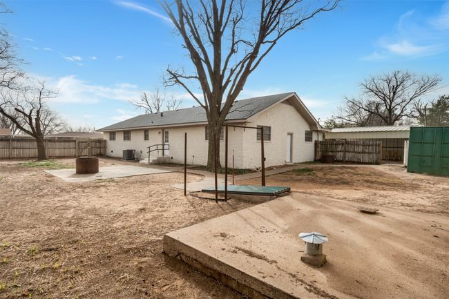 411 N 5 Th Ave, House other with 3 bedrooms, 2 bathrooms and null parking in Munday TX | Image 31