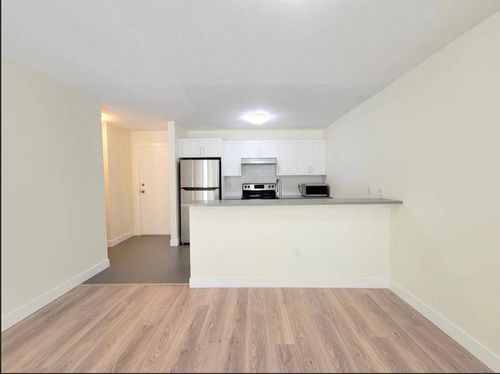 110-99 Begin St, Coquitlam, BC, V3K6R5 | Card Image