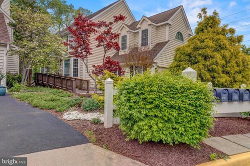 6306 Alderman Dr, ALEXANDRIA, VA, 22315-3730 | Card Image