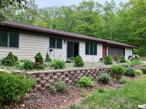 2040 Summit Dr, Cushing, MN, 56443-2068 | Card Image