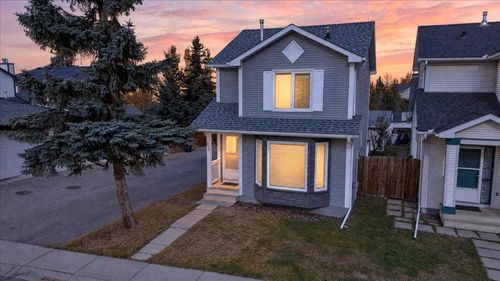 85 River Rock Cir Se, Calgary, AB, T2C4C3 | Card Image