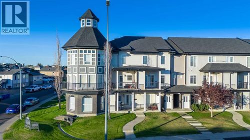 5-298 Somerset Way Se, Medicine Hat, AB, T1B0E9 | Card Image