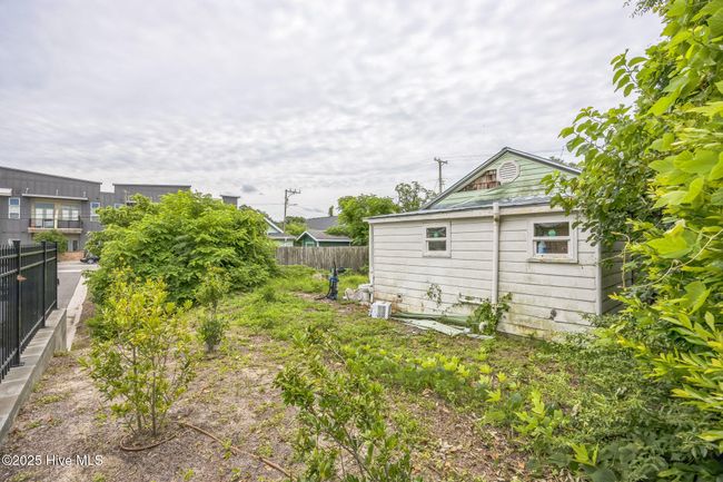 115 Wright St, House other with 2 bedrooms, 1 bathrooms and null parking in Wilmington NC | Image 8