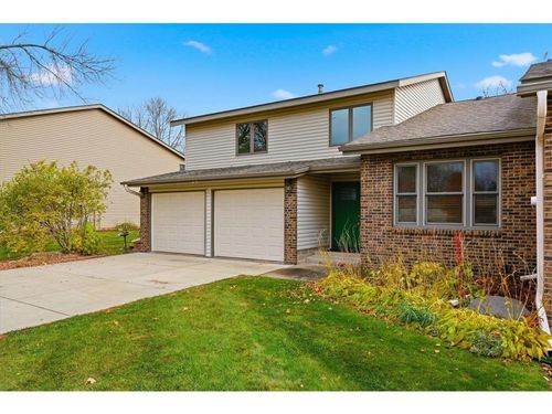 609 Pondhurst Dr, AMERY, WI, 54001-9607 | Card Image