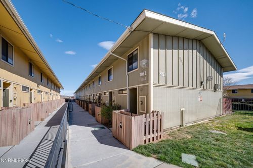 861 Nutmeg Pl, Reno, NV, 89502-4724 | Card Image