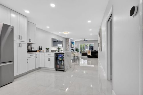 1250-700 Ne Harbour Ter, Boca Raton, FL, 33431-7761 | Card Image