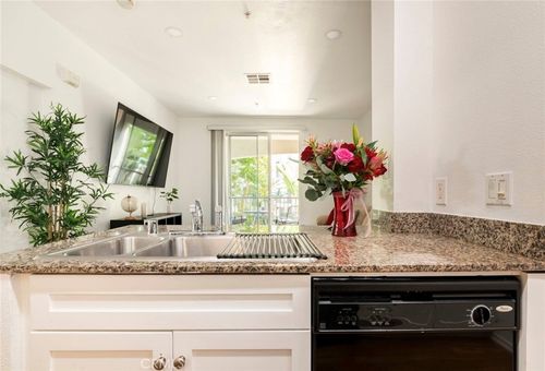 1233 Scholarship, Irvine, CA, 92612-5684 | Card Image