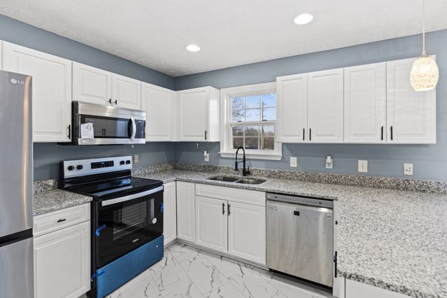 6141 Steve Scarlett Pl, House other with 5 bedrooms, 4 bathrooms and 2 parking in La Vergne TN | Image 5