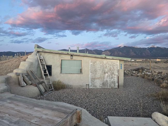 451 Ute Mountain Rd, House other with 2 bedrooms, 1 bathrooms and null parking in Questa NM | Image 25