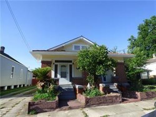 5109 Burgundy St, New Orleans, LA, 70117-3803 | Card Image