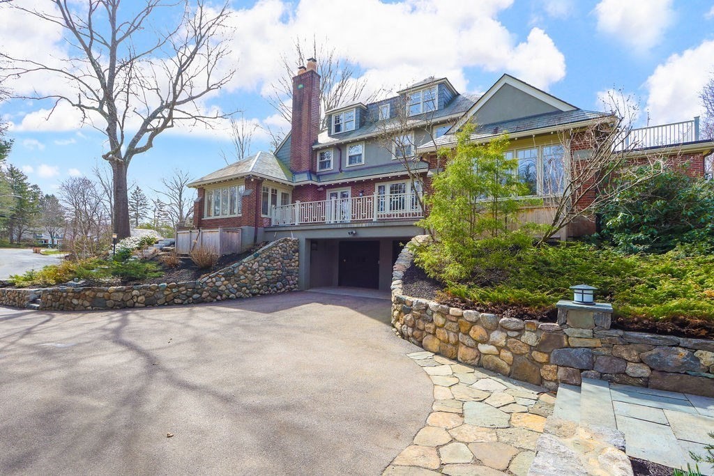Metacomet Rd, Waban, MA 02468