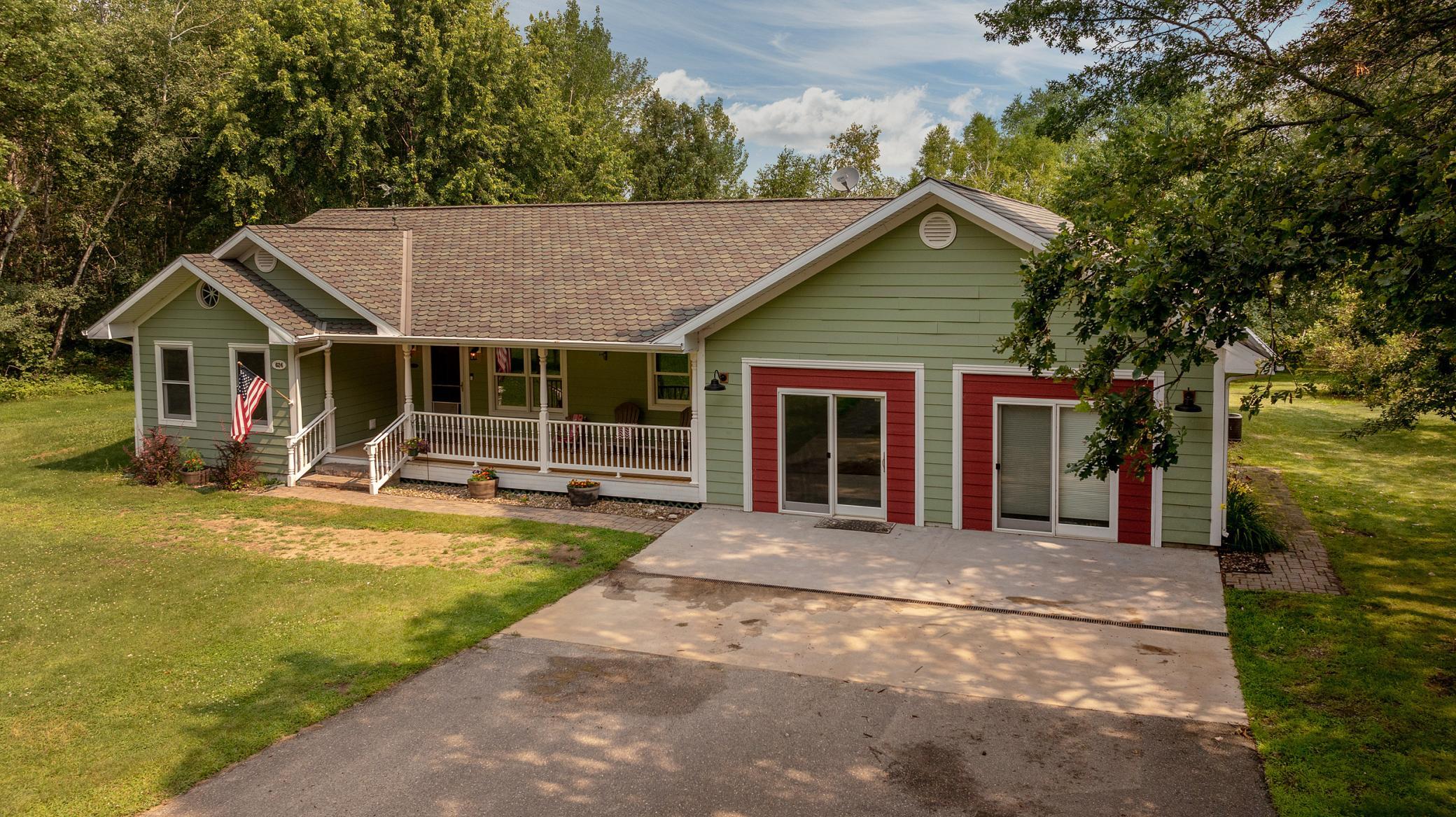 Hideaway Trl, Backus, MN 56435
