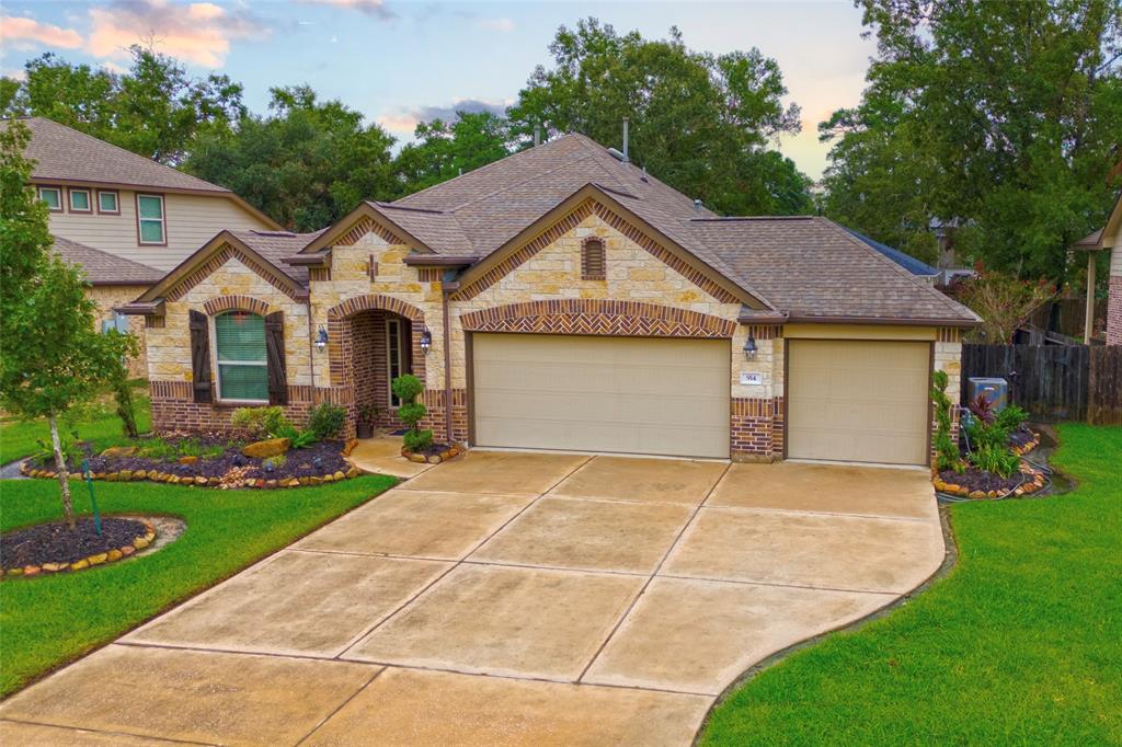 Chamfer Way, Crosby, TX 77532