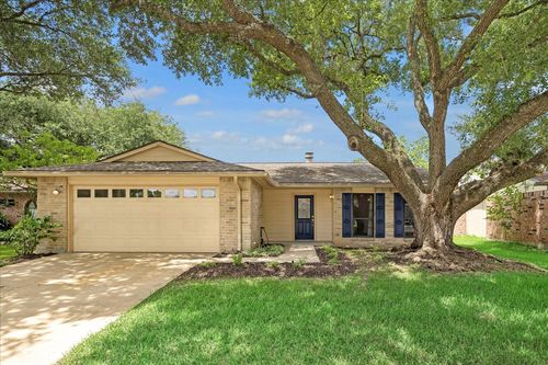 6835 Gettysburg Dr, Richmond, TX, 77469-5850 | Card Image
