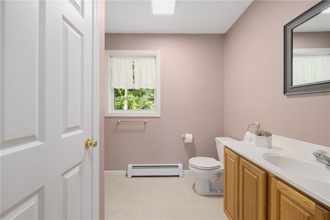 58 Snake Meadow Rd, House other with 3 bedrooms, 3 bathrooms and 22 parking in Killingly CT | Image 28