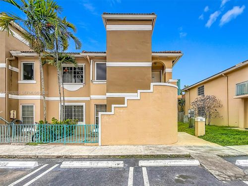 902-6466 Sw 130th Pl, Miami, FL, 33183-5612 | Card Image