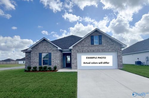 135 Parvin Way Dr, Hazel Green, AL, 35750-6603 | Card Image