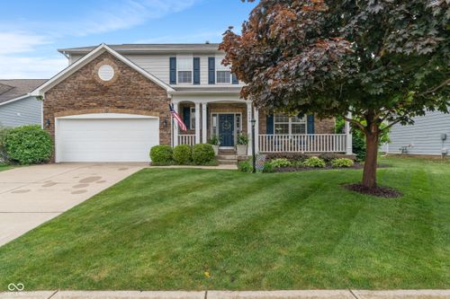 9756 Brook Meadow Dr, Mccordsville, IN, 46055-8800 | Card Image