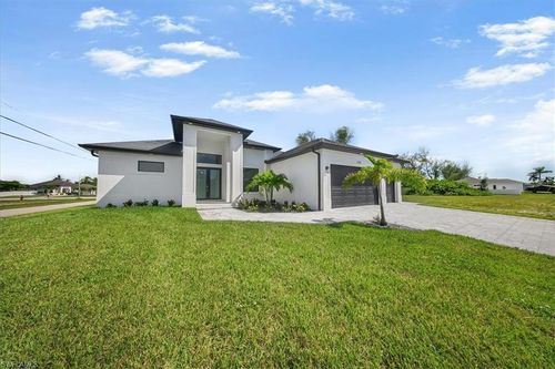 1123 Nw 40th Pl, Cape Coral, FL, 33993-9122 | Card Image
