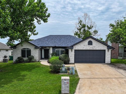 408 Spyglass St, Meadowlakes, TX, 78654-6418 | Card Image