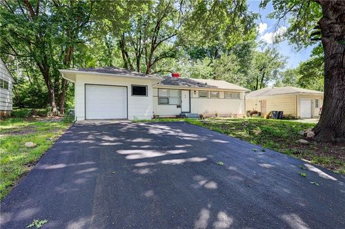 7800 E 108th St, Kansas City, MO, 64134-2809 | Card Image