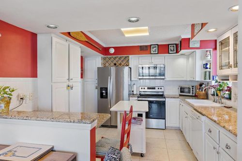 apt-6d-5380 N Ocean Dr, Riviera Beach, FL, 33404-2532 | Card Image