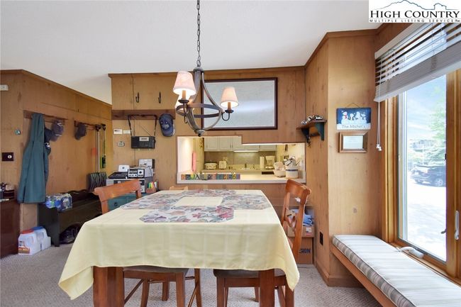 B12 - 388 Skyleaf Dr, Condo with 2 bedrooms, 2 bathrooms and null parking in Sugar Mountain NC | Image 10