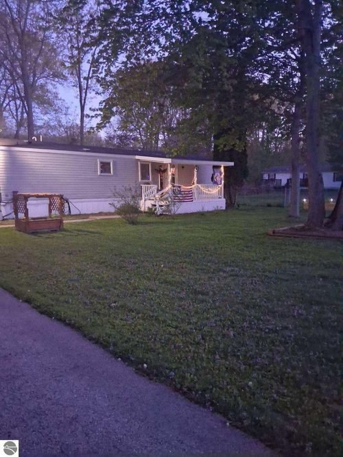 4144 E Anne Street, Au Gres, MI, 48703 | Card Image