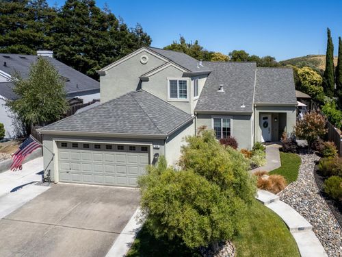529 Poppy Cir, Benicia, CA, 94510-3715 | Card Image