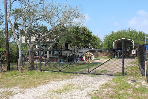 703 N Verne St, Rockport, TX, 78382-5426 | Card Image