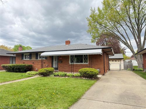 8917 Shannon Drive, Sterling Heights, MI, 48314 | Card Image
