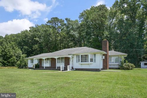 2141 Fleming Rd, GREENBACKVILLE, VA, 23356-2213 | Card Image