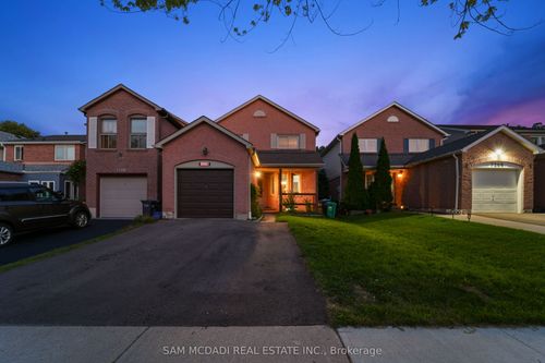 7262 Corrine Cres, Mississauga, ON, L5N5C1 | Card Image