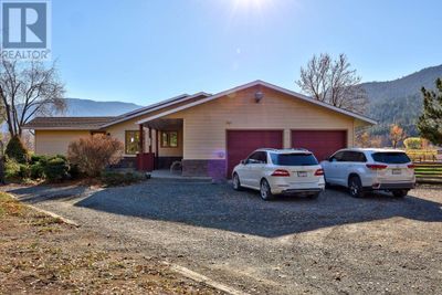 660 Billwiller Rd, House other with 2 bedrooms, 3 bathrooms and 2 parking in Merritt BC | Image 2