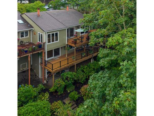 107 Garibaldi St, Lake Oswego, OR, 97035-1097 | Card Image