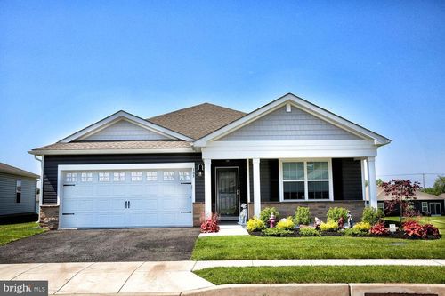 185 Petal Dr, POTTSTOWN, PA, 19464-1882 | Card Image