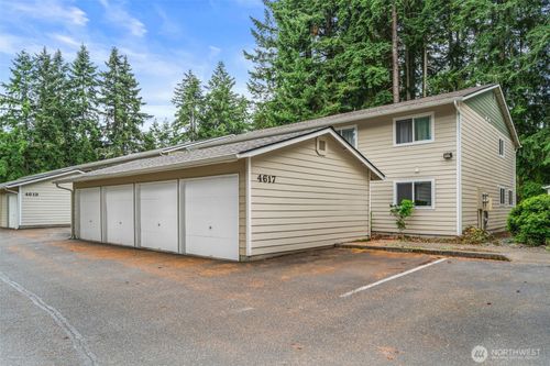 unit-d-4617 Grandview Dr W, University Place, WA, 98466-1050 | Card Image