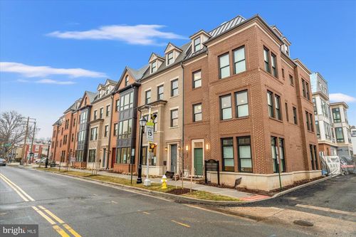 107 N West St, ALEXANDRIA, VA, 22314-2709 | Card Image