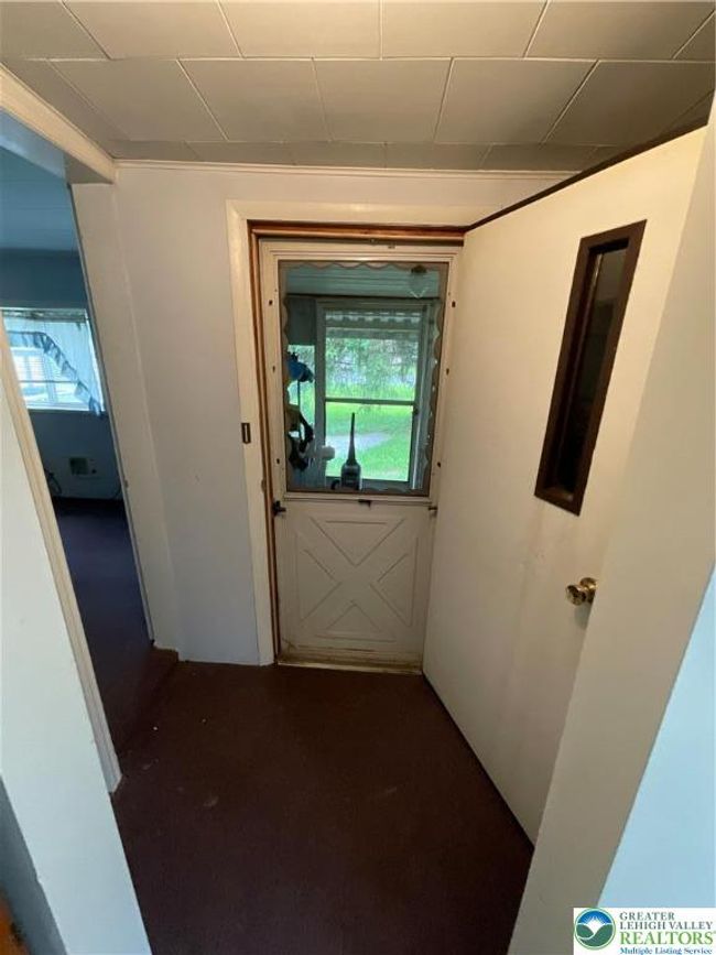 321 Campstead Cir, House other with 2 bedrooms, 2 bathrooms and null parking in Blakeslee PA | Image 34