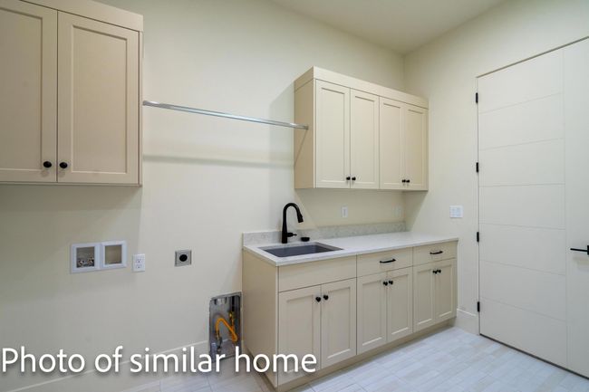 Johnson Arch Phtos of similar home-246 | Image 14