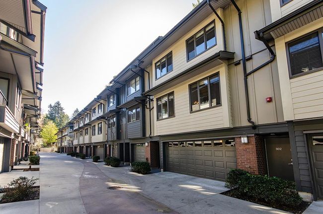 303 - 2135 Heritage Park Lane, Townhouse with 3 bedrooms, 2 bathrooms and 2 parking in North Vancouver BC | Image 27