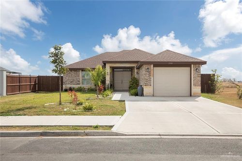 208 San Benito St, San Juan, TX, 78589-1718 | Card Image