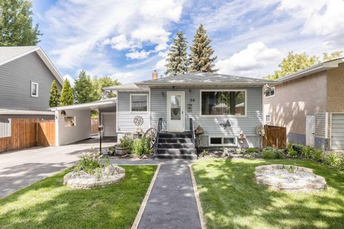 54 9 St Sw, Medicine Hat, AB, T1A4N6 | Card Image