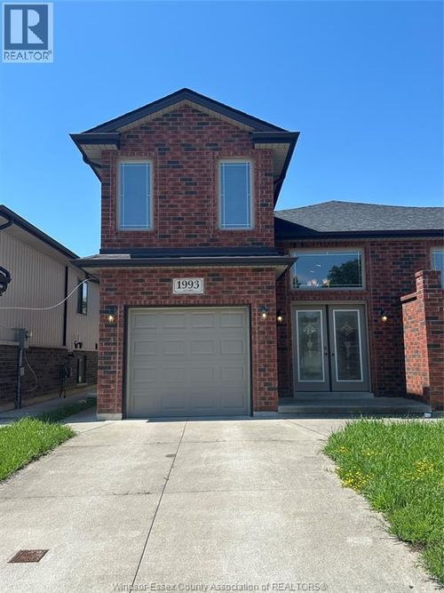 1993 Northway Ave, Windsor, ON, N9B0A4 | Card Image