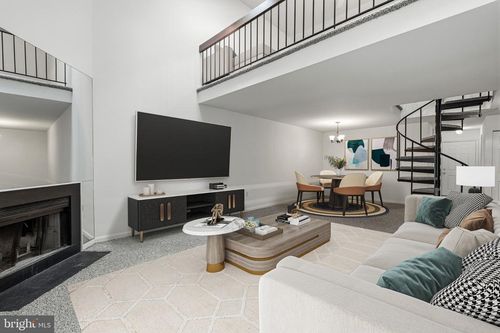 208 Valley Stream Ln, CHESTERBROOK, PA, 19087-5854 | Card Image