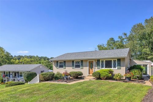 207 Dolomite Dr, Monroeville, PA, 15146-3723 | Card Image