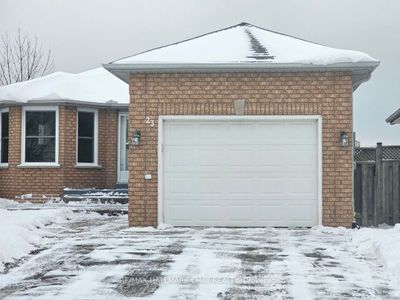 MAIN - 23 Morton Cres, House other with 2 bedrooms, 1 bathrooms and 2 parking in Barrie ON | Image 2